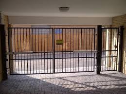 chain link security enclosures